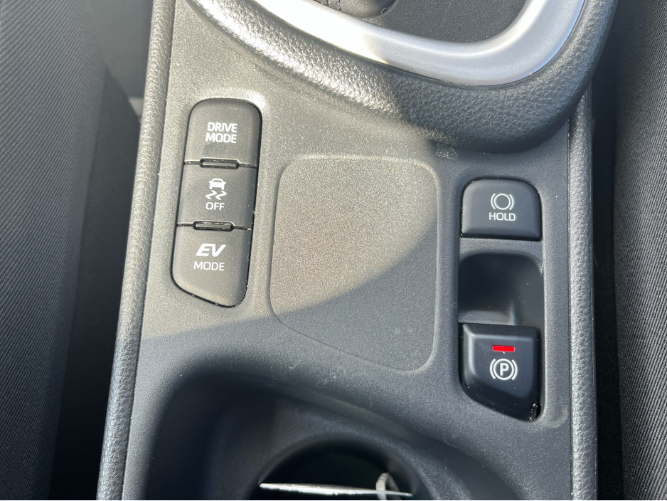 2024 Toyota Yaris 1.5L Petrol Hybrid For Sale Images