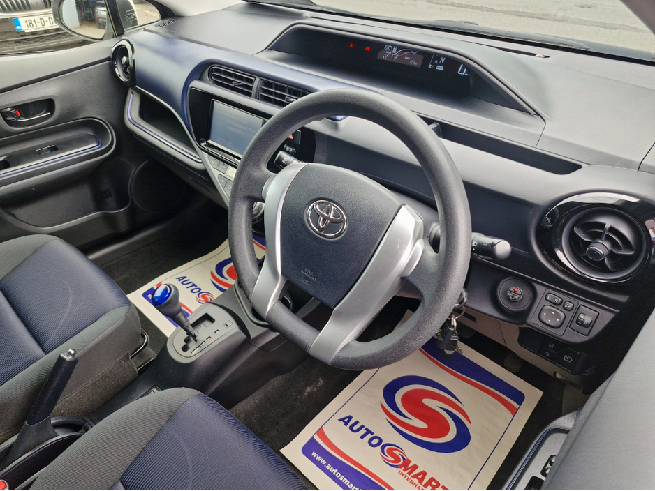 2017 Toyota Aqua 1.5L Petrol Hybrid For Sale Images