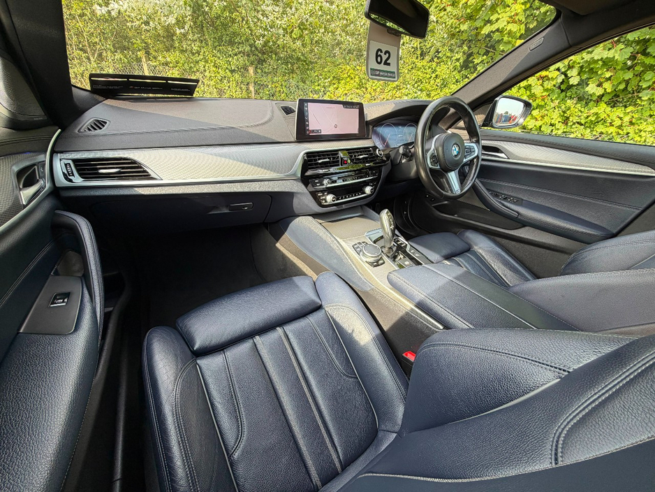 BMW 5 Series 530E M SPORT M PERFORMANCE *1 YEAR WARRANTY — thumbnail 19