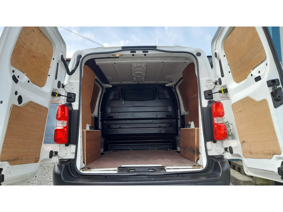 2020 Toyota Proace 1.5L Diesel For Sale Images