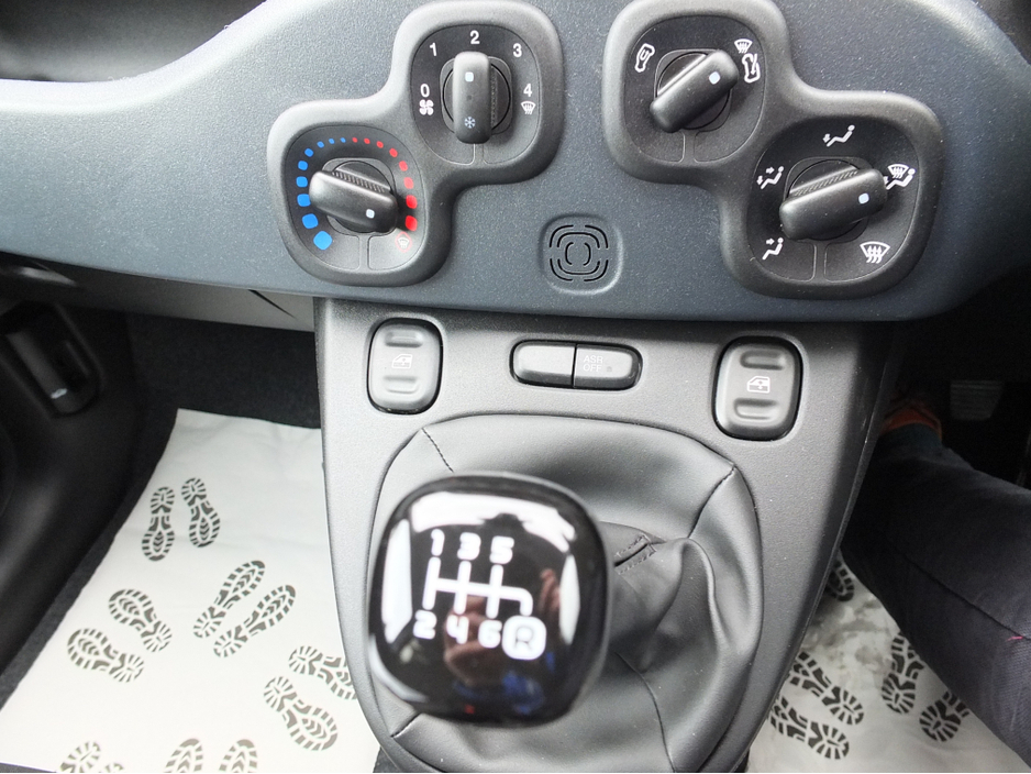 2025 Fiat Panda 1L Petrol Hybrid For Sale Images