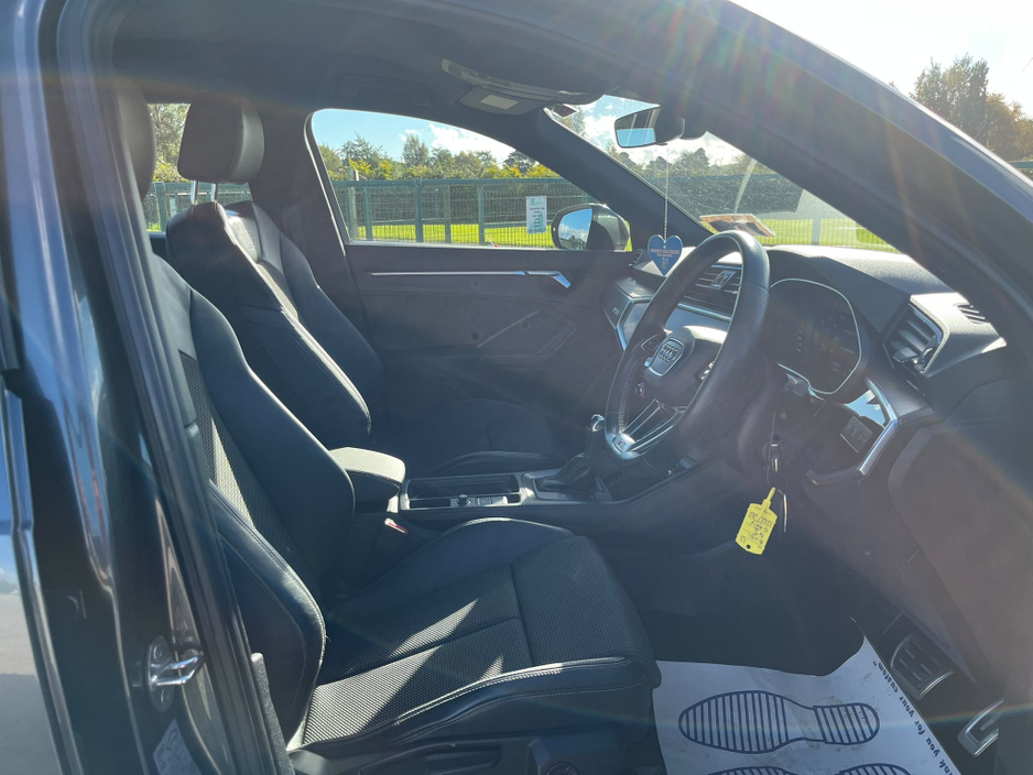 2023 Audi Q3 2L Diesel For Sale Images