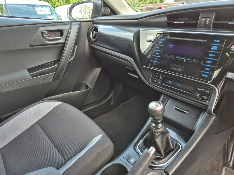 2017 Toyota Auris 1.4L Diesel For Sale Images