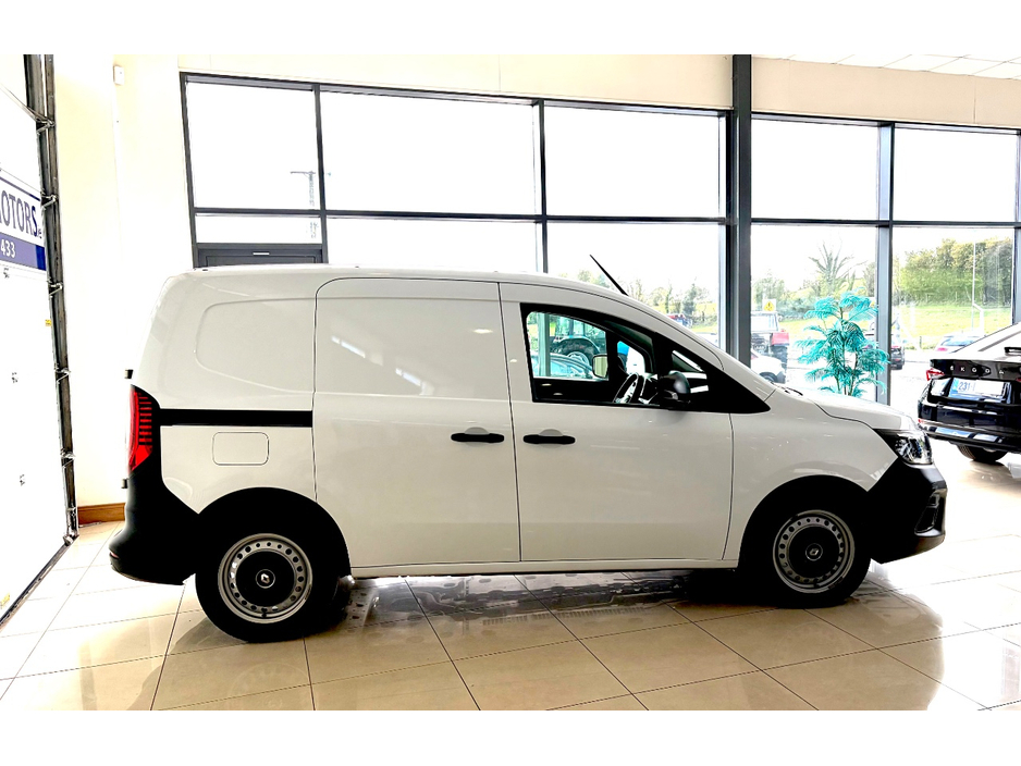 2023 Renault Kangoo 1.5L Diesel For Sale Images