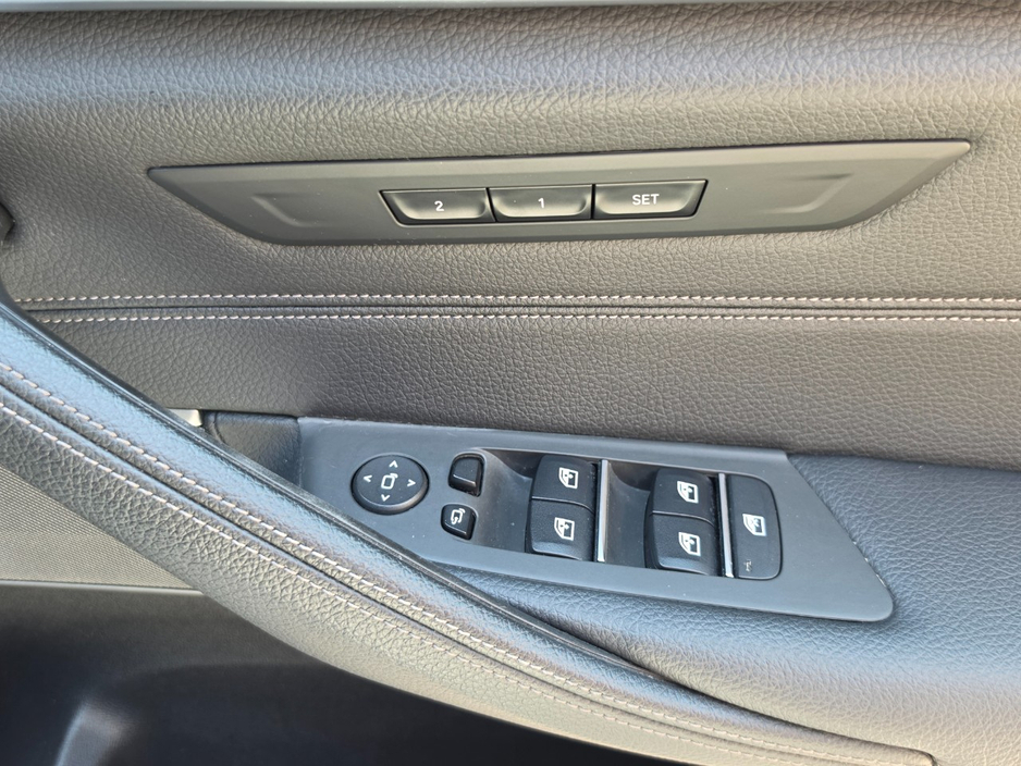 2021 BMW 5 Series 2L Petrol Plug-in Hybrid For Sale Images