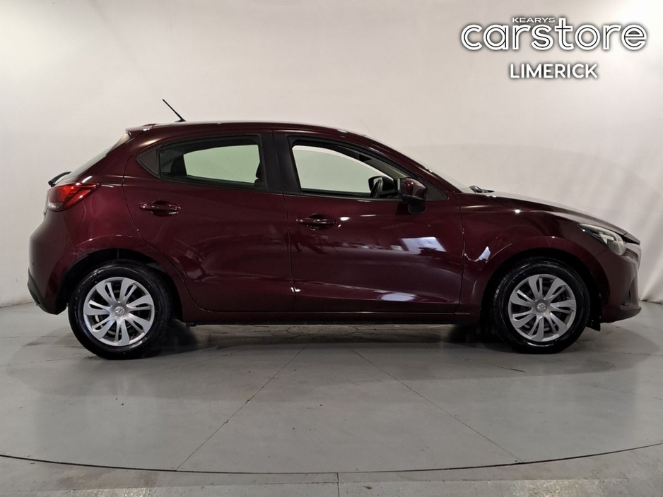 Mazda Demio — thumbnail 2