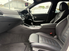 2022 BMW 3 Series 2L Hybrid For Sale Images