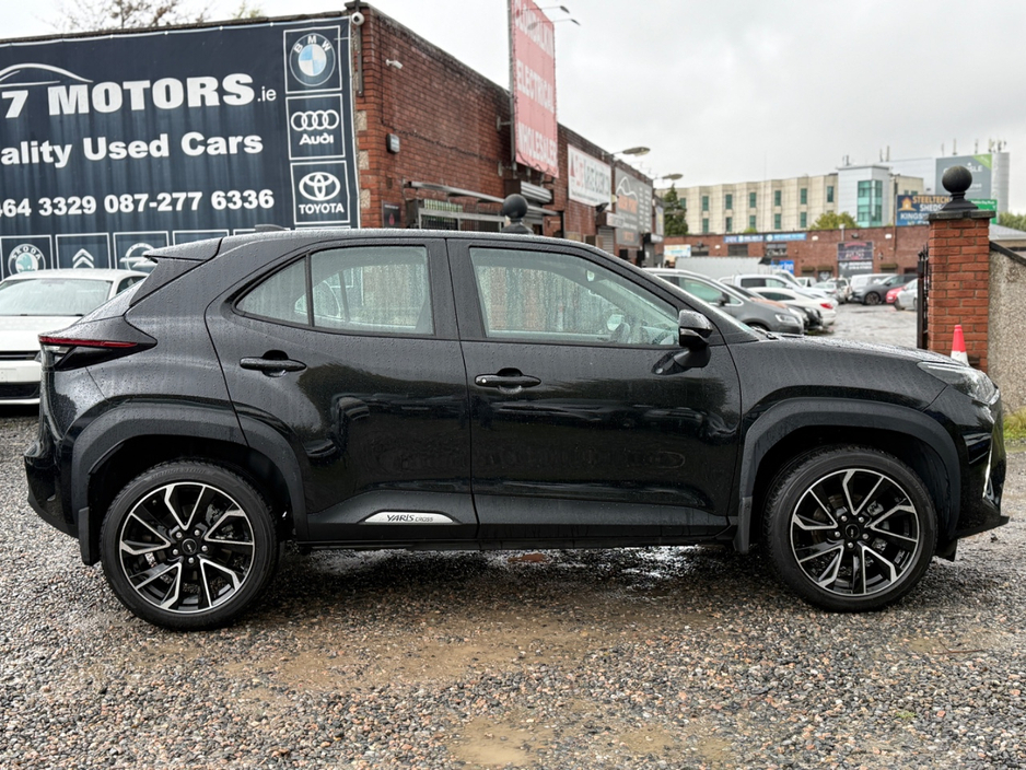 2024 Toyota Yaris Cross 1.5L Petrol Hybrid For Sale Images