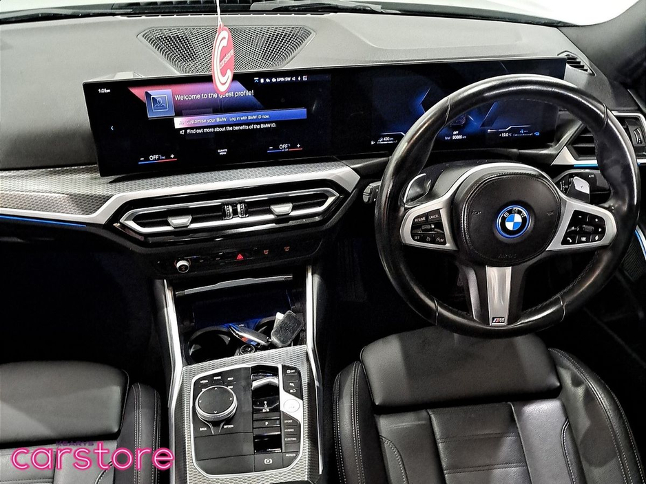 BMW 3 Series 330e M Sport *M PERFORMANCE EXTERIOR KIT* — thumbnail 11