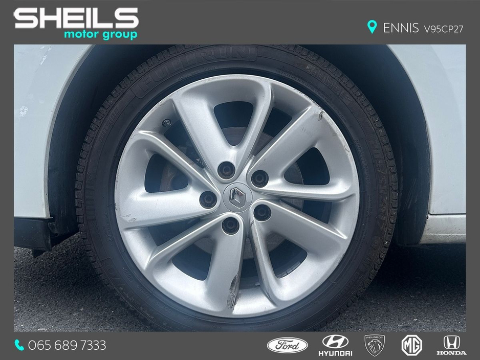 Renault Megane 1.2 Petrol S&S DYNAMIQUE — thumbnail 8