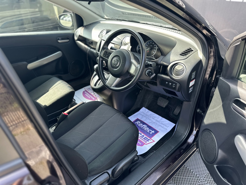 Mazda Demio 1.3 Petrol, Automatic — thumbnail 10