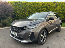 2022 Peugeot 5008 1.5L Diesel For Sale Images
