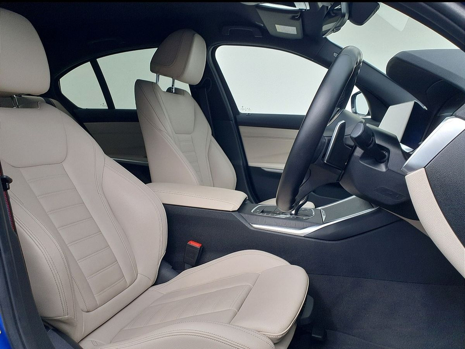 BMW 3 Series 330e M Sport Auto — thumbnail 12