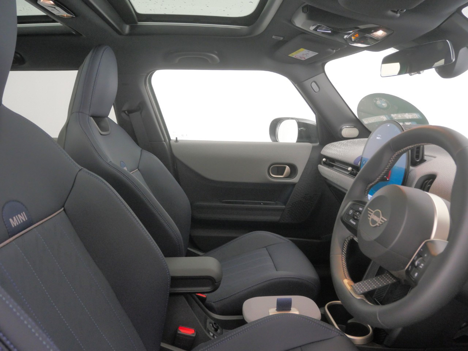 2025 MINI Cooper 1.5L Petrol For Sale Images
