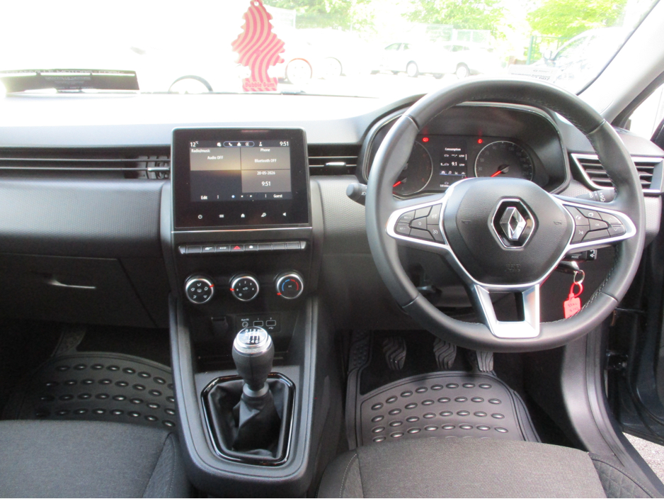 2022 Renault Clio 1L Petrol For Sale Images