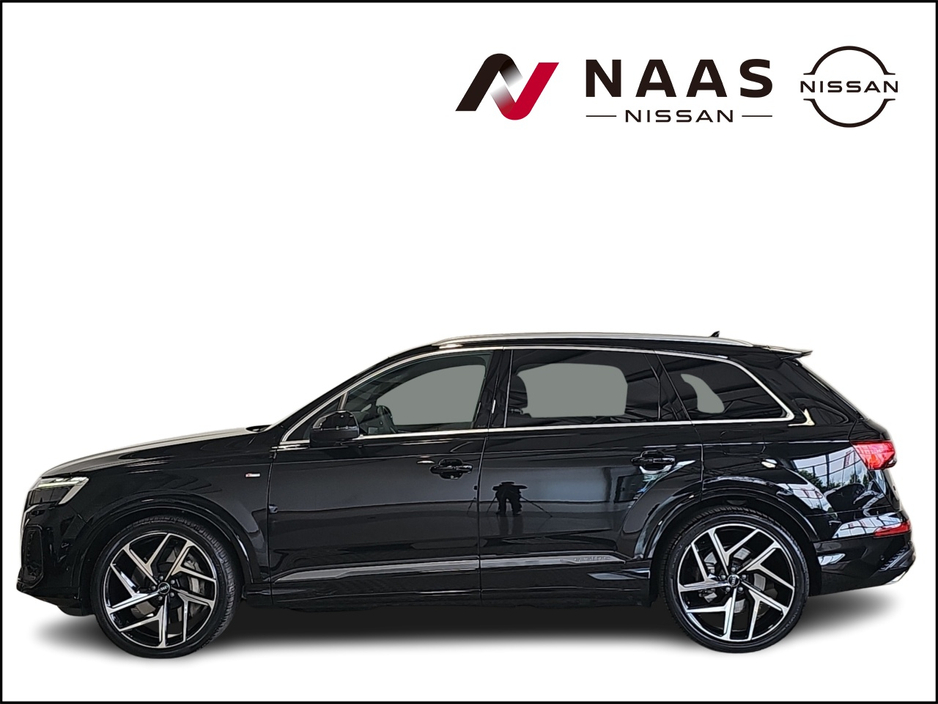 2025 Audi Q7 3L Petrol Plug-in Hybrid For Sale Images