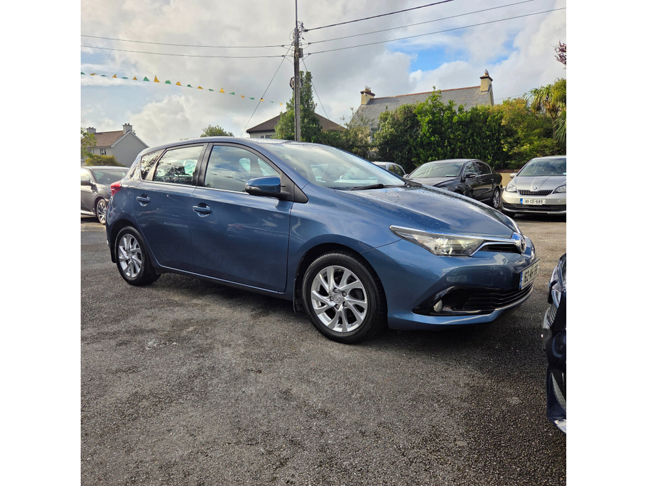 2016 Toyota Auris 1.2L Petrol For Sale Images