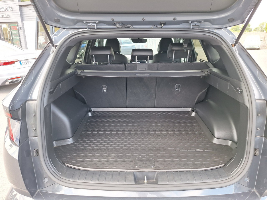 2023 Hyundai Tucson 1.6L Petrol Plug-in Hybrid For Sale Images