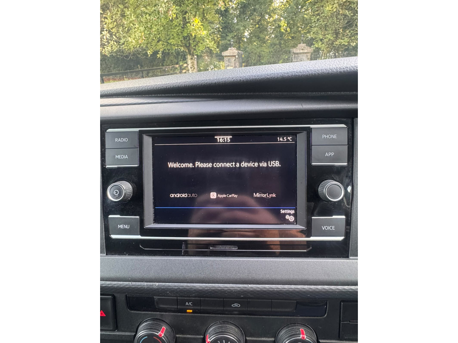 2020 Volkswagen Transporter 2L Diesel For Sale Images