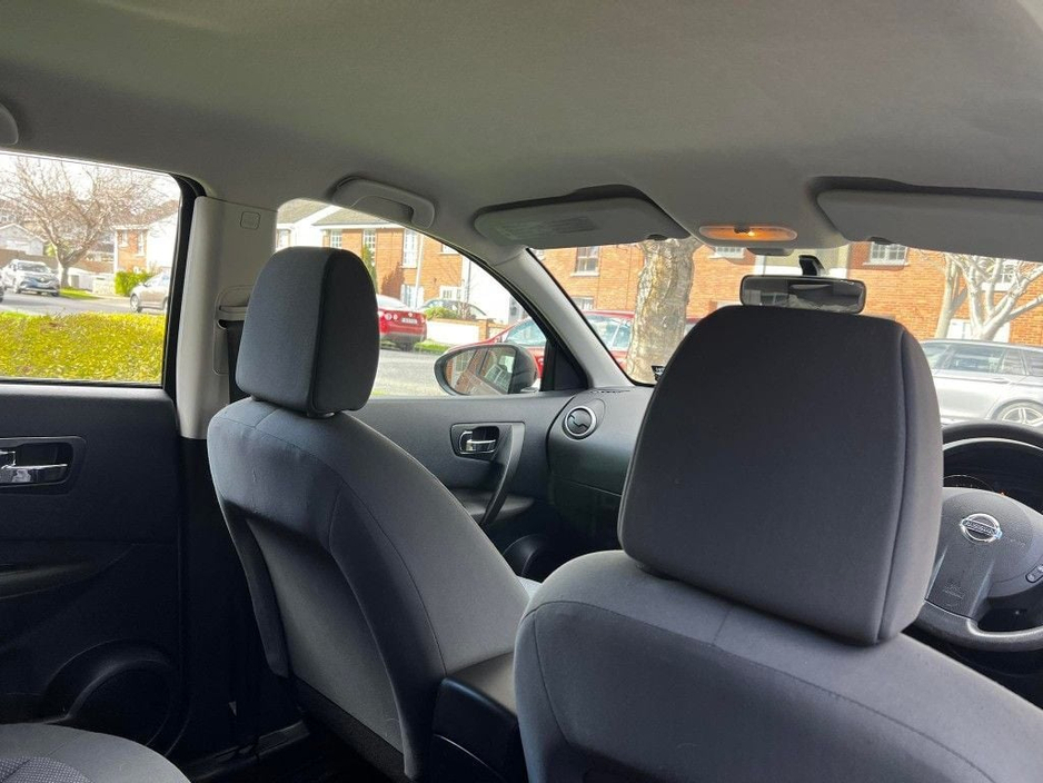 Nissan Qashqai 2.0 XE Hatchback Petrol Automatic (140bhp) — thumbnail 11