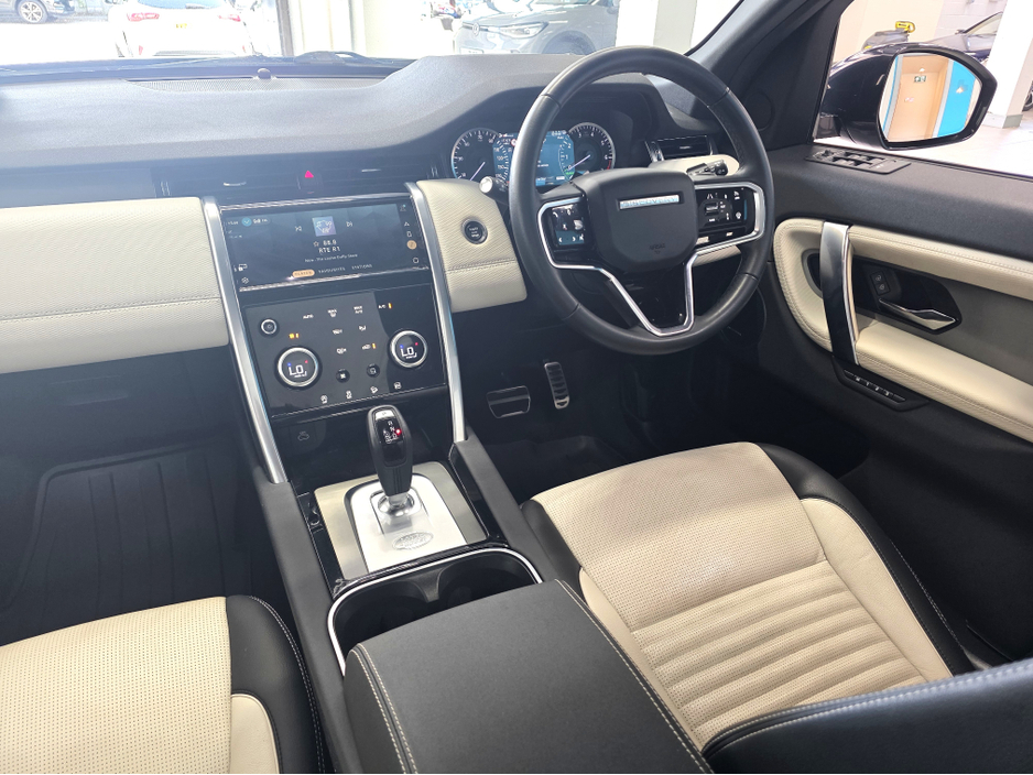 2023 Land Rover Discovery Sport 1.5L Petrol Plug-in Hybrid For Sale Images