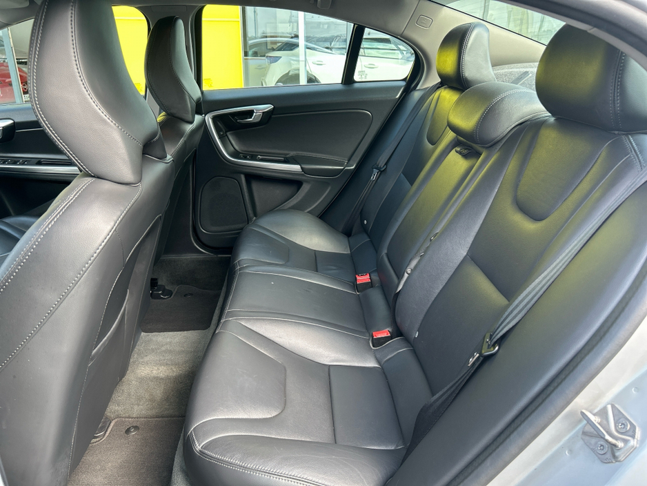 2019 Volvo S60 2L Diesel For Sale Images