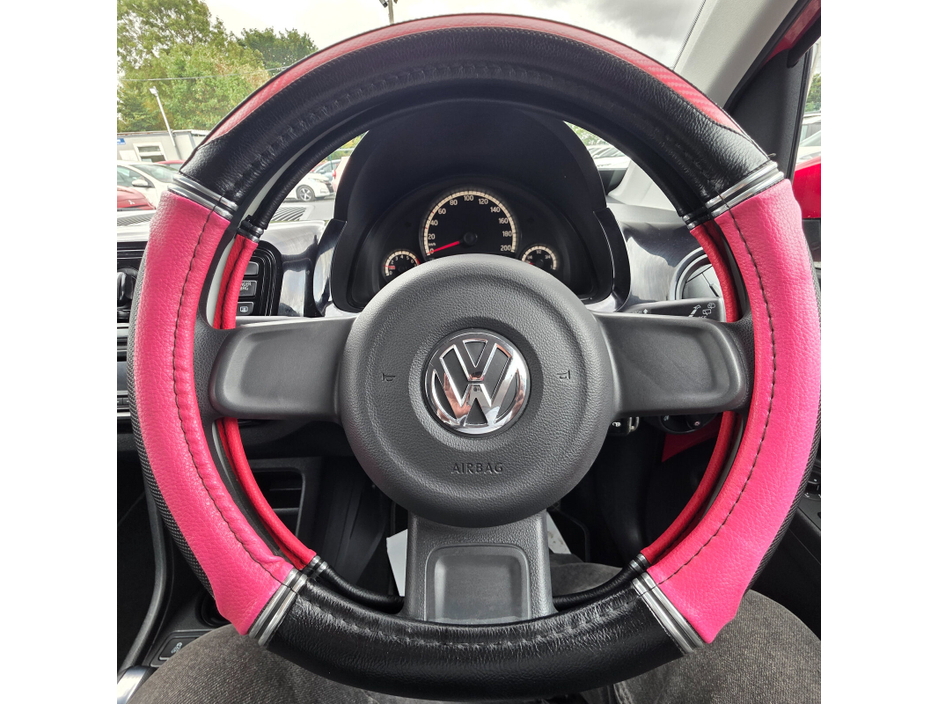 Volkswagen up! — thumbnail 22