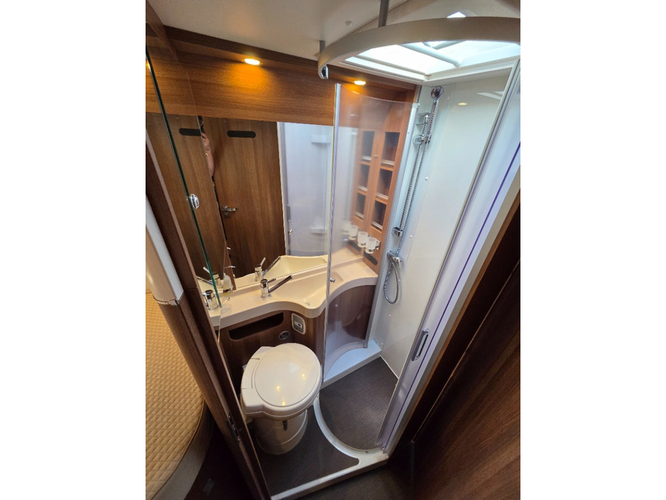 2022 Carthago C1-Tourer 2.3L Diesel For Sale Images