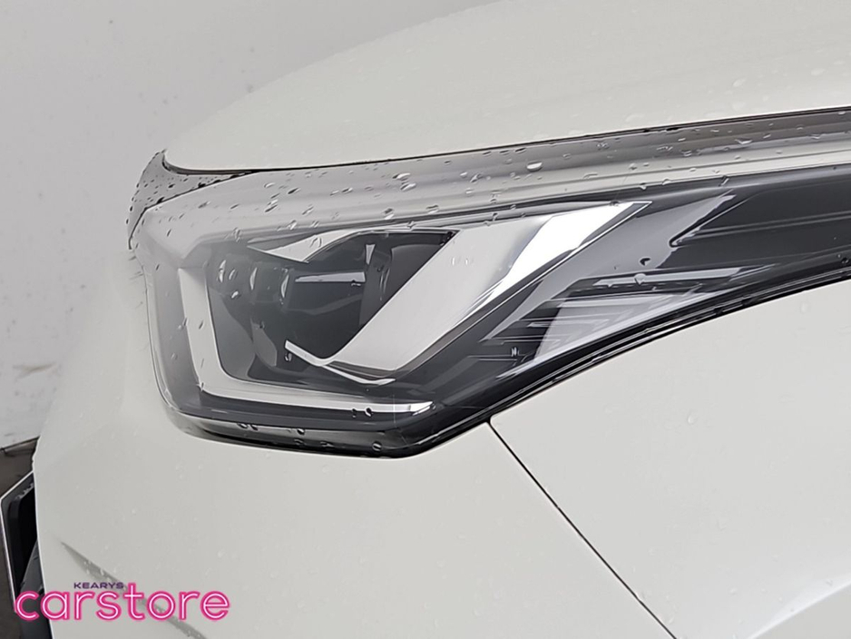 Toyota C-HR 1.8 HYBRID Auto — thumbnail 17