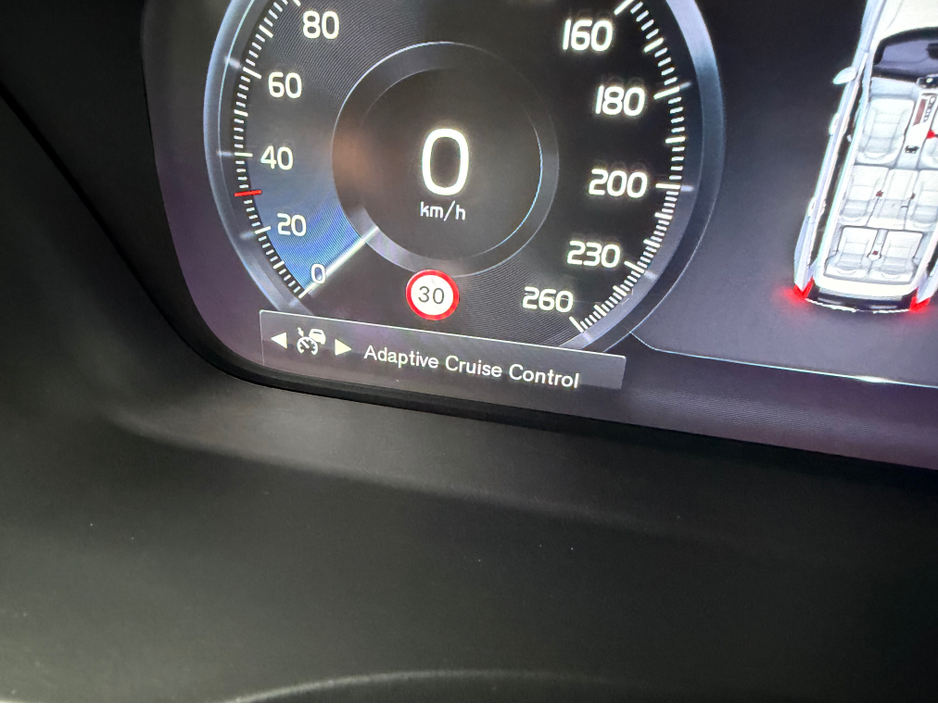 2020 Volvo XC90 2L Petrol Plug-in Hybrid For Sale Images