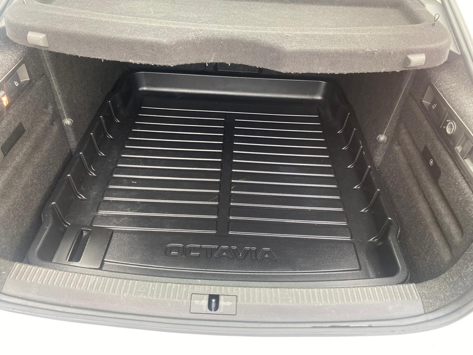 2017 Skoda Superb 2L Diesel For Sale Images