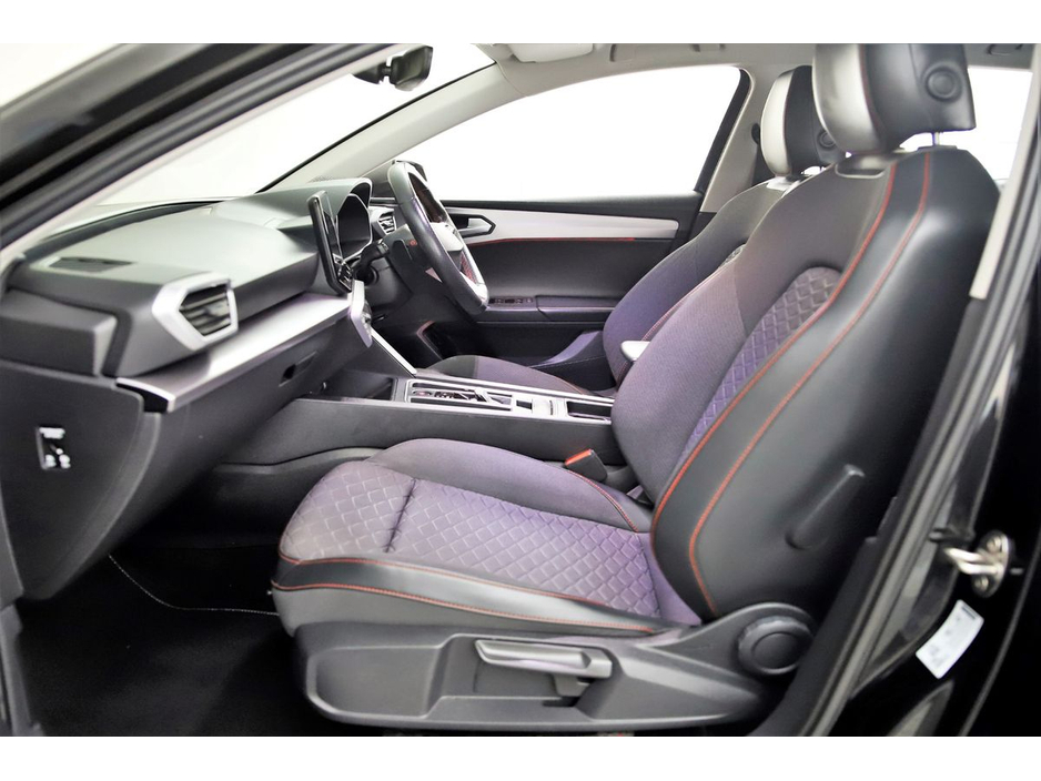 SEAT Leon 1.4 FR E-HYBRID DSG 204BHP HALF LEATHER*SPORT SEATS* — thumbnail 14