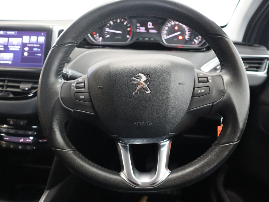 Peugeot 2008 *17* ACTIVE 1.6 BLUE HDI 75 4DR — thumbnail 11