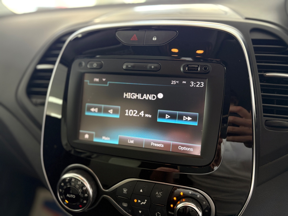 2019 Renault Captur 0.9L Petrol For Sale Images