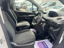 2022 Peugeot Partner 1.5L Diesel For Sale Images