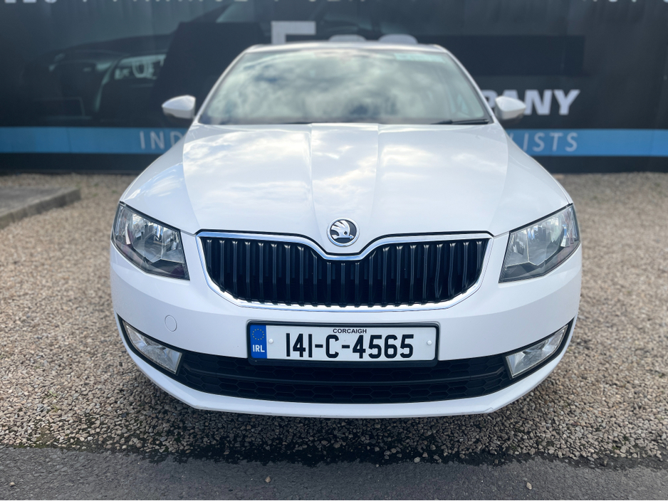 2014 Skoda Octavia 1.4L Petrol For Sale Images