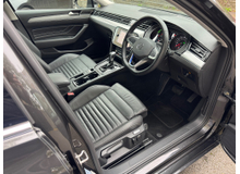 2022 Volkswagen Passat 1.4L Petrol Plug-in Hybrid For Sale Images