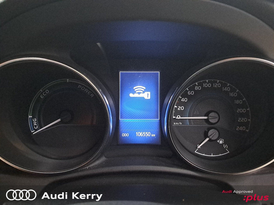 Toyota Auris HYBRID LUNA SPORT 4DR AUTO — thumbnail 19