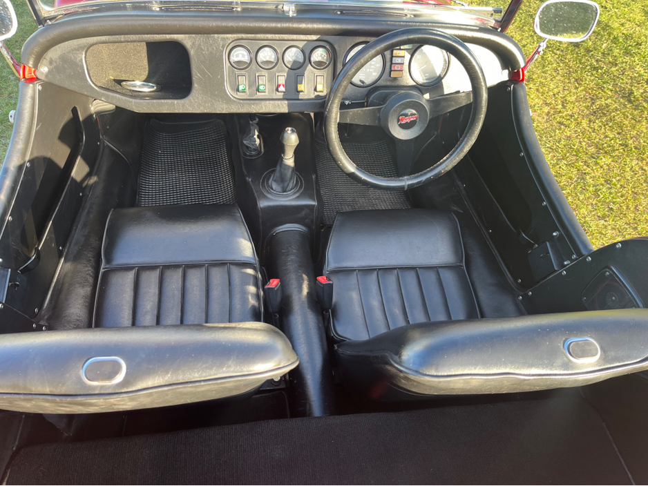 1994 Morgan Plus 8 3.9L Petrol For Sale Images
