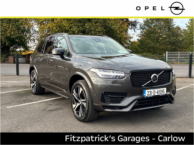 2023 VOLVO XC90 T8 PHEV 455hp Plus (Dark Theme)