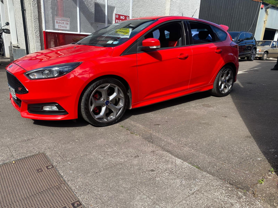 2015 Ford Focus 2L Petrol For Sale Images