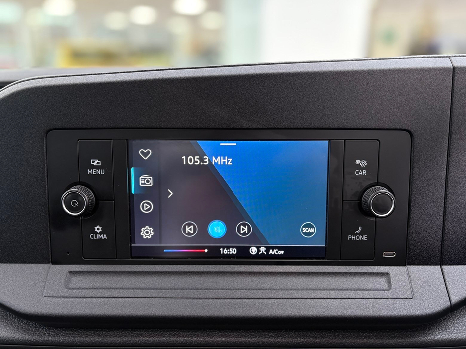 2022 Volkswagen Caddy Maxi Life 2L Diesel For Sale Images