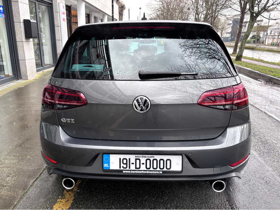 2019 Volkswagen Golf 2.0L Petrol For Sale Images