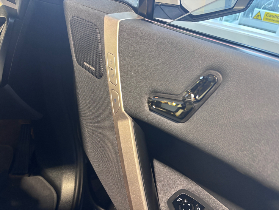 2024 BMW iX 0L Electric For Sale Images