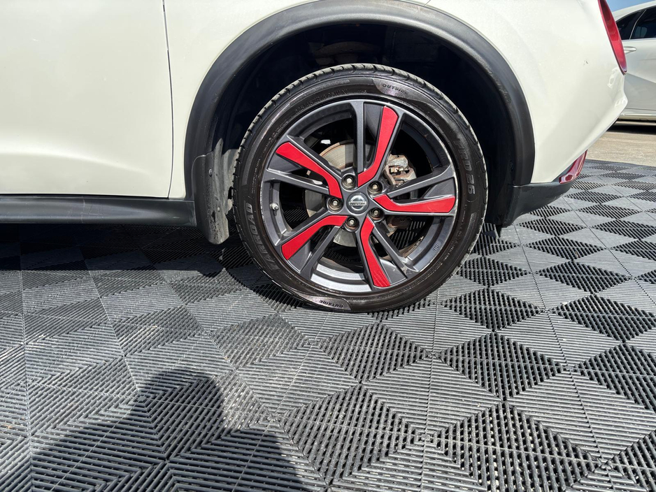 Nissan Juke Nissan Juke 1.2 petrol, manual, lots of extras — thumbnail 2