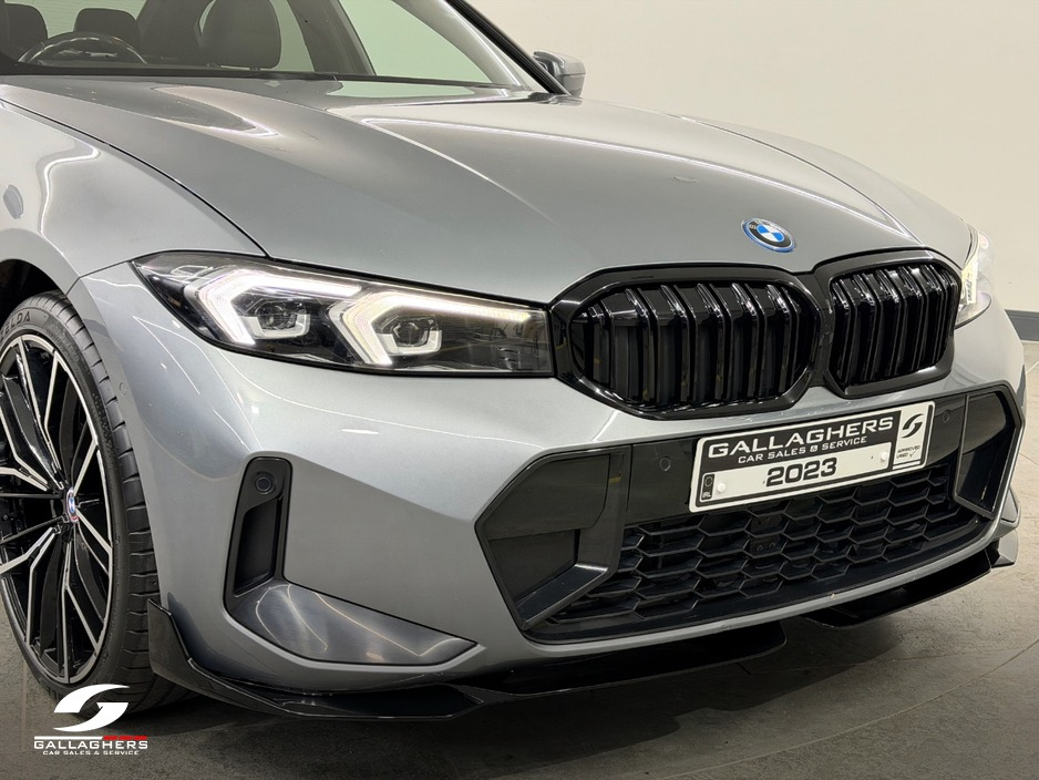 2023 BMW 3 Series 2L Petrol Plug-in Hybrid For Sale Images