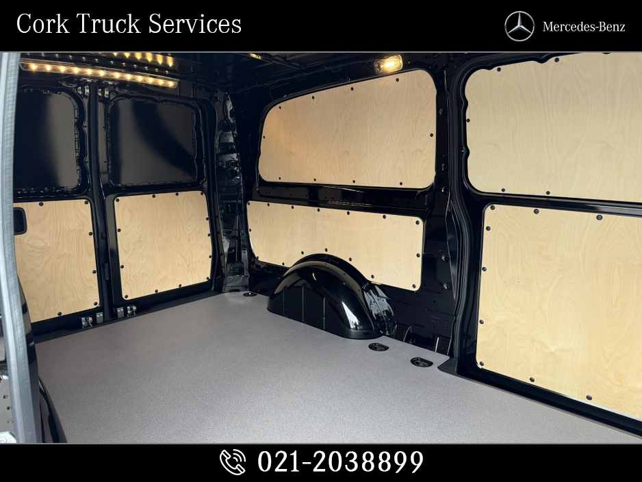 Used Mercedes-Benz Vito Vito Select 116E Automatic Extra Long (2025)