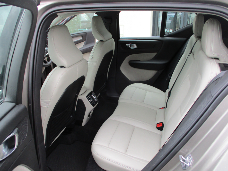 2021 Volvo XC40 1.5L Petrol For Sale Images