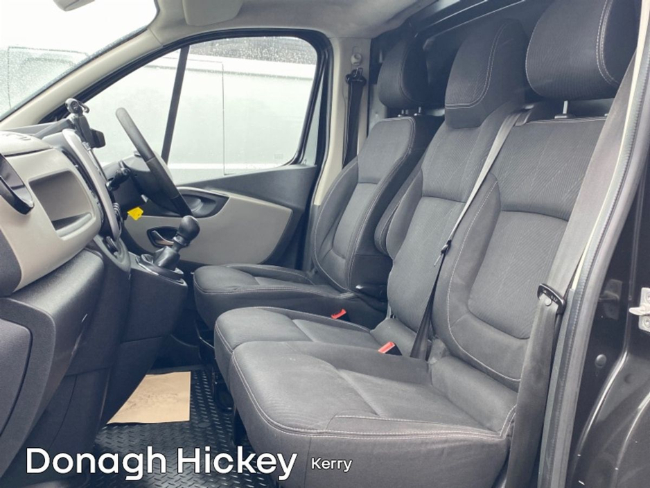 2018 Renault Trafic 1.6L Diesel For Sale Images