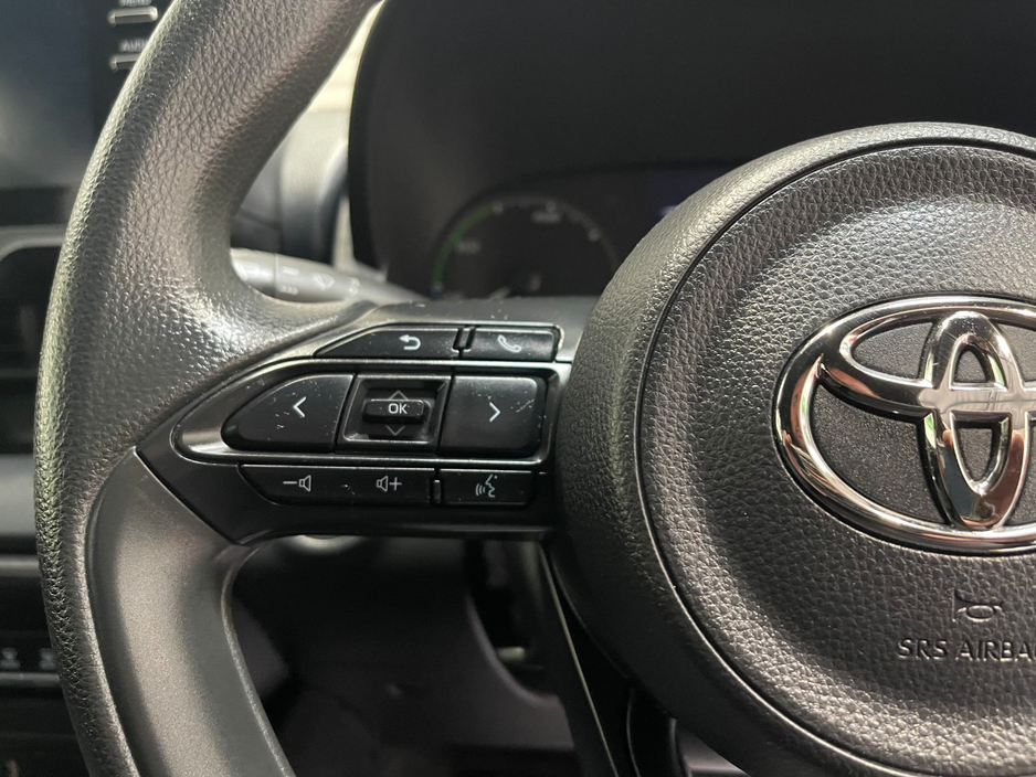 2021 Toyota Yaris 1.5L Petrol Hybrid For Sale Images